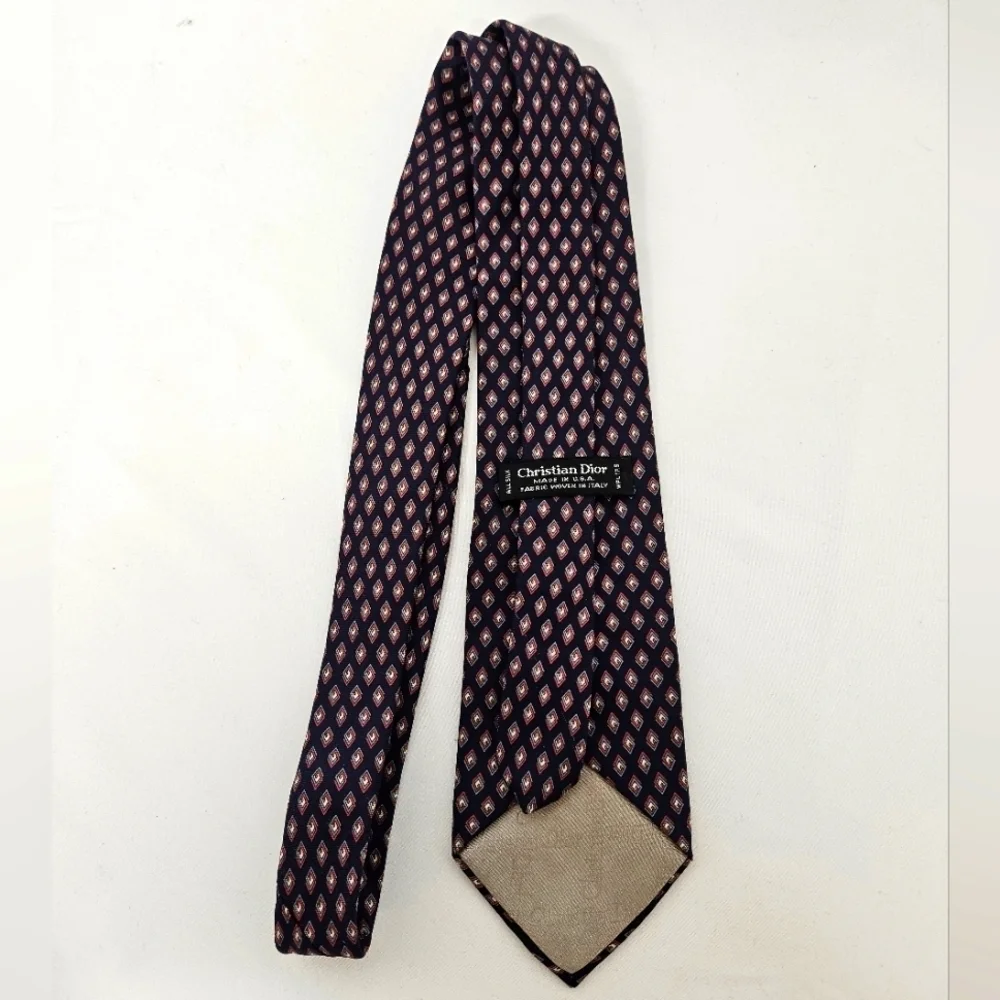 Christian Dior Silk Neckyie in Navy and Red Interlocking Diamond Pattern